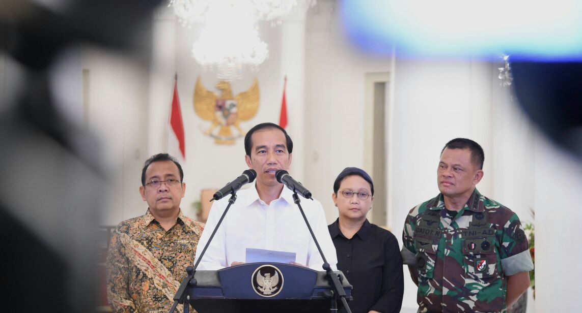 RadioElshinta's tweet photo. Presiden Jokowi ucapkan terimakasih kpd semua pihak, seluruh anak bangsa &amp; pemerintah Filipina atas bebasnya 10 WNI. https://t.co/qEqiOJMn7C