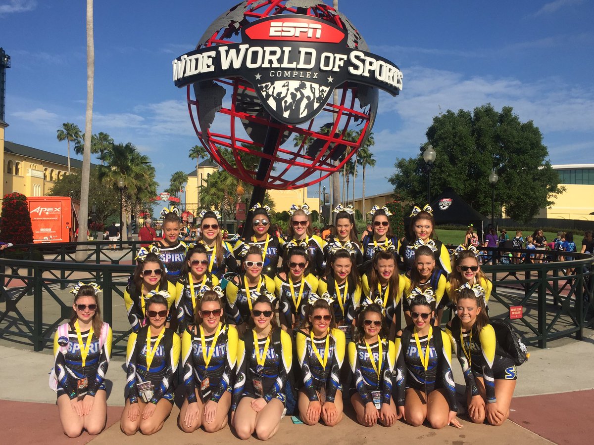 SpiritSabers's tweet photo. Ready for finals!!💙💛 https://t.co/1ZYJEm1TfZ