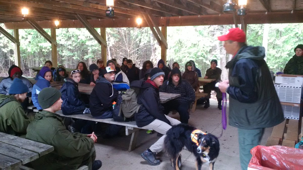 296AirCadets's tweet image. Cadets getting a terrific presentation from Mr Richardson and Mac.   Certified search and rescue dog.   #springftx