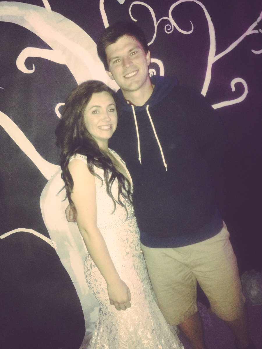 DesSlone's tweet photo. Prom pic with @Twickham06 #favoritesub https://t.co/qzUdePoU6U