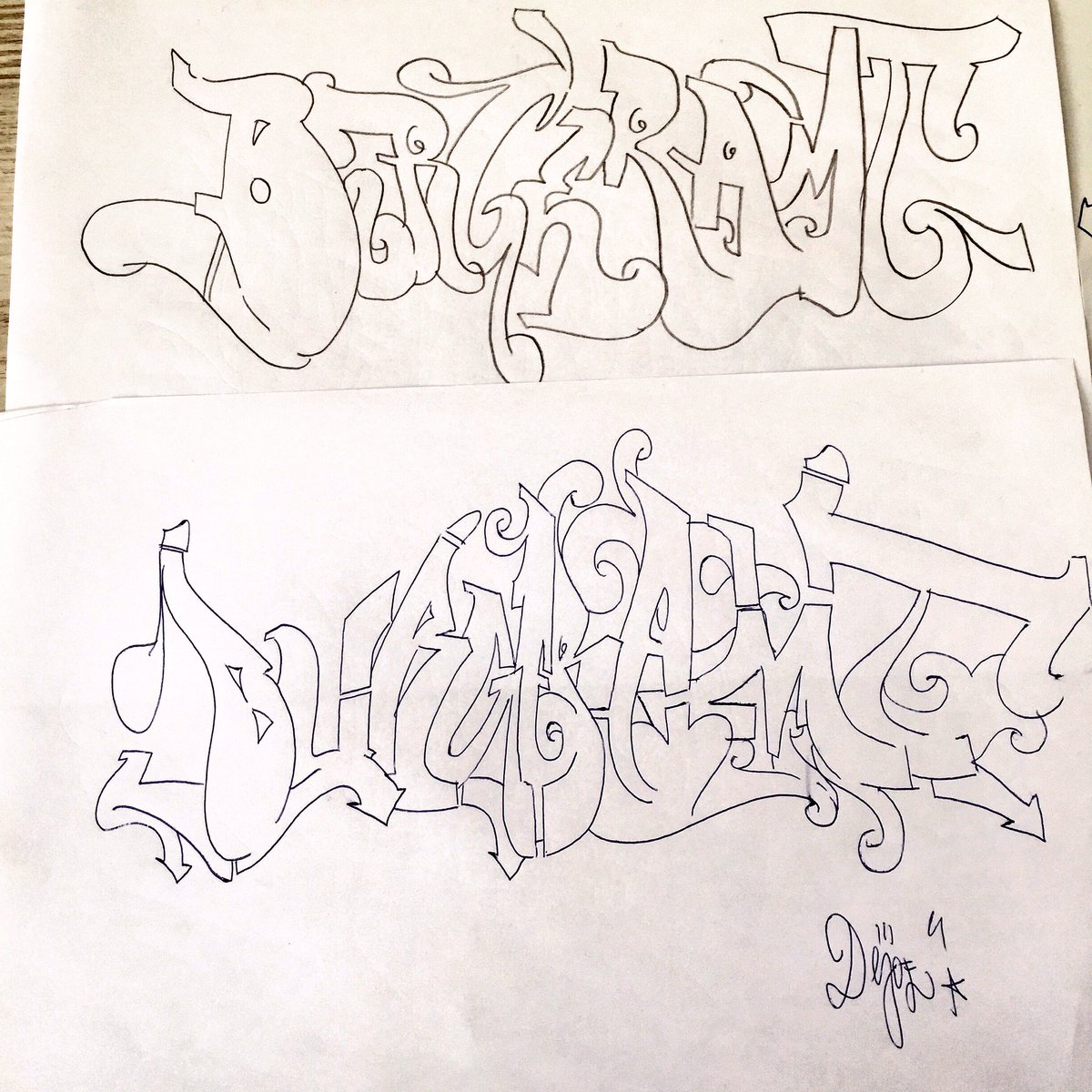 burgeramt's tweet photo. #Burgeramt is down with the #king DEJOE #sketch 2011 #berlin #gfa #SBB #dc #burger #hiphop #graffiti @SimCrew1991 https://t.co/u2Sn5bK1Cl