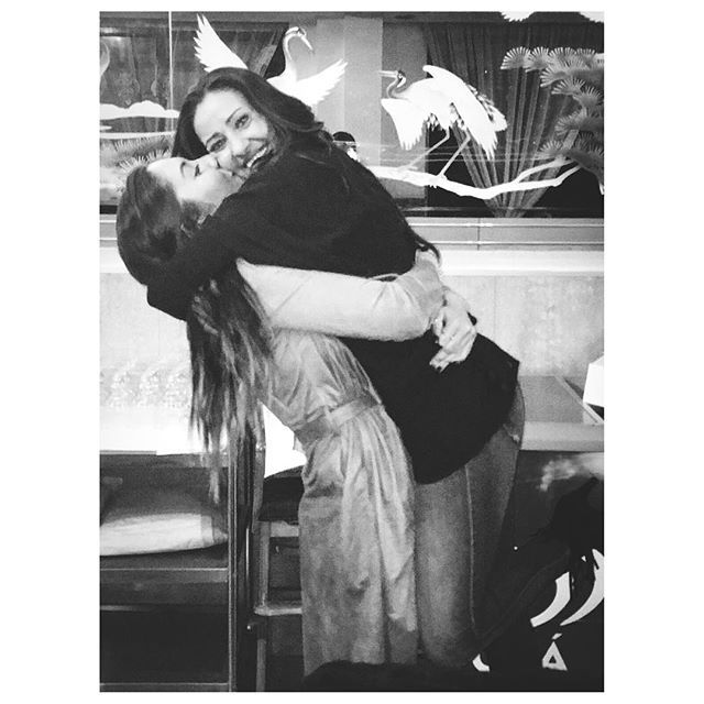 Ana_Cardosoooo's tweet photo. Feliz dia da mãe, à melhor mãe do mundo 💕💕💕💕 https://t.co/efXscHWNd8