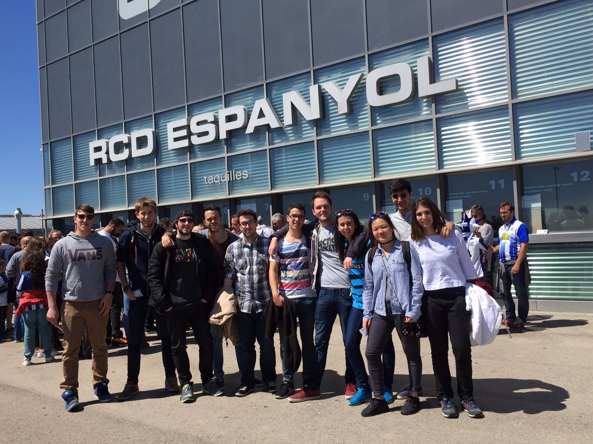 UVic_FEC's tweet photo. Els estudiants de Sports Marketing visiten avui el #RCDEStadium per veure l'Espanyol-Sevilla. #rcde https://t.co/7SDTZcy1hJ