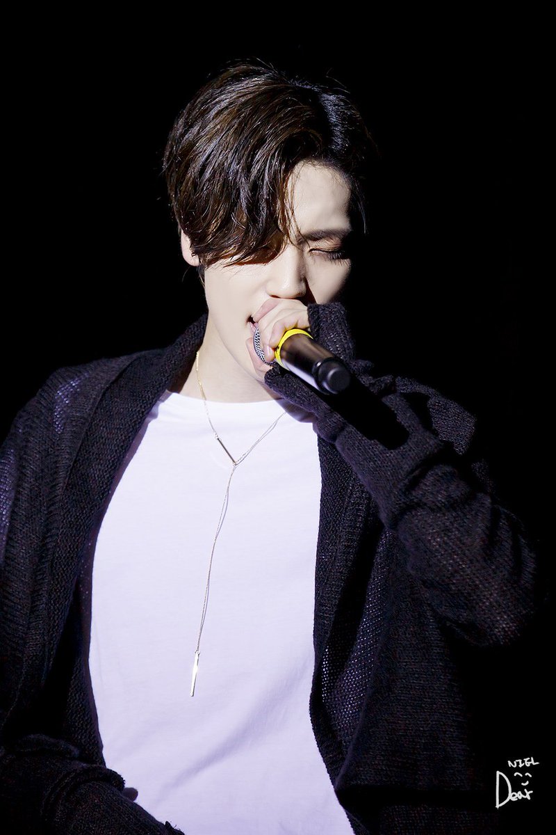 DearNiel816's tweet photo. 160405 Teentop US Tour in Chicago #4 #니엘 #틴탑 https://t.co/PS8xZtgSRV