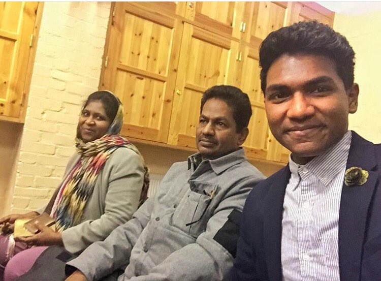 devjohnson94's tweet photo. Starting May with a positive mind set #64days until the exams. Workin steady pace #supportive #atmosphere #adaptwell https://t.co/S6SFrLvxq1
