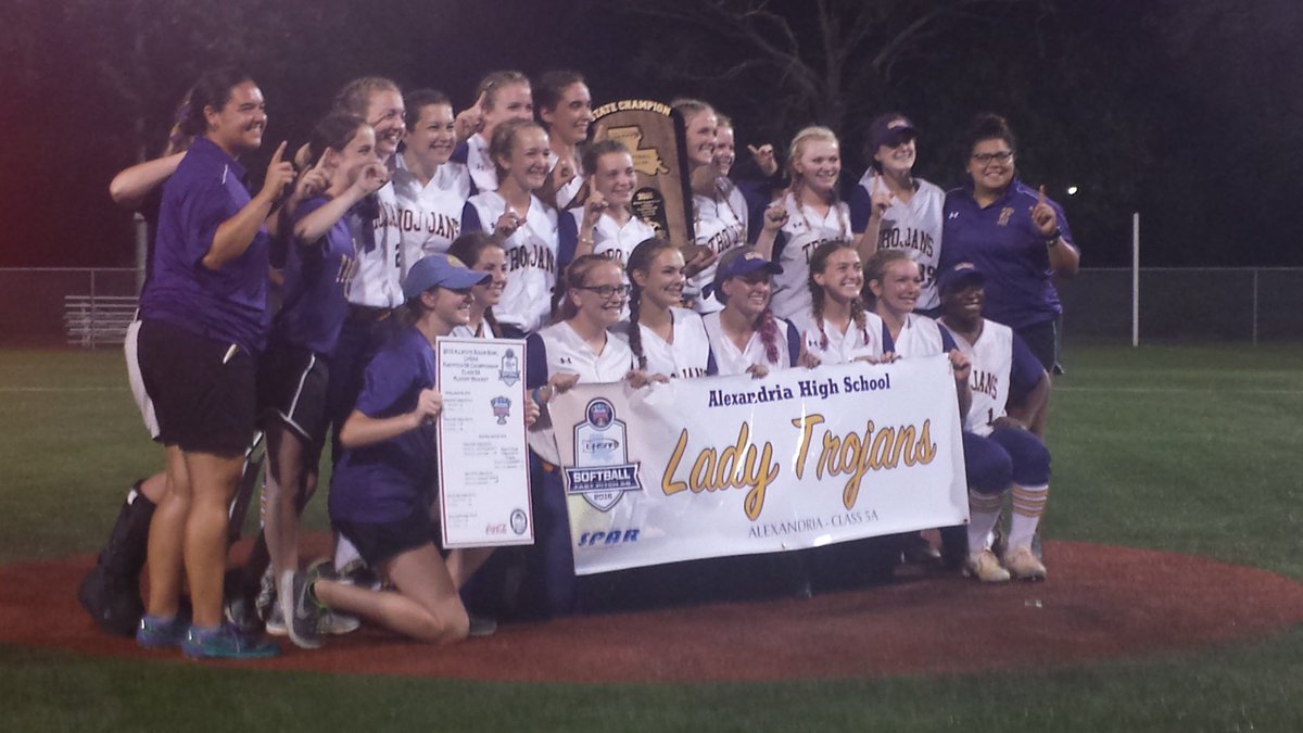 lamargafford's tweet photo. The champs are here! Congrats to @ASHSoftball32 on a marvelous season. Purple reign! #cenlapreps #FastPitch56 https://t.co/7ipdSAWNDt