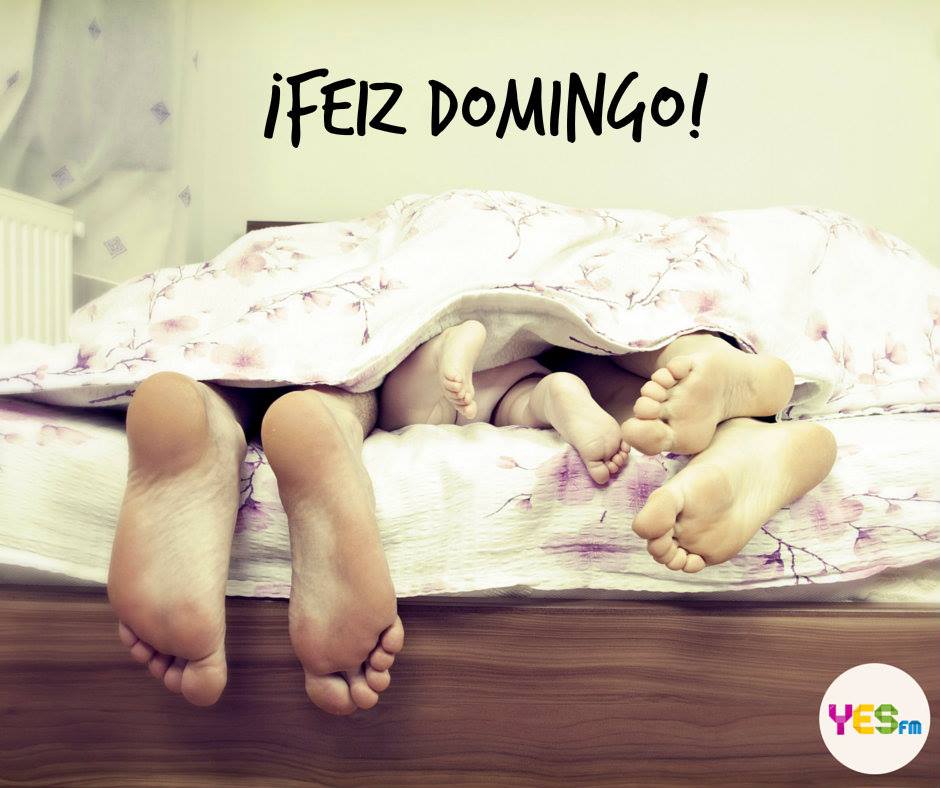 yes_fm's tweet photo. El placer de no salir en todo el día de la cama... Happy people! https://t.co/gutZ2LDPeB https://t.co/sGdUEkzOcX