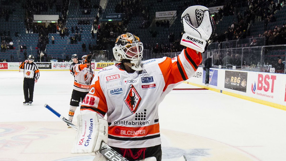 hockeysverige's tweet image. Karlskronas målvaktshjälte uppges stanna dlvr.it/LBxxYX #twittpuck