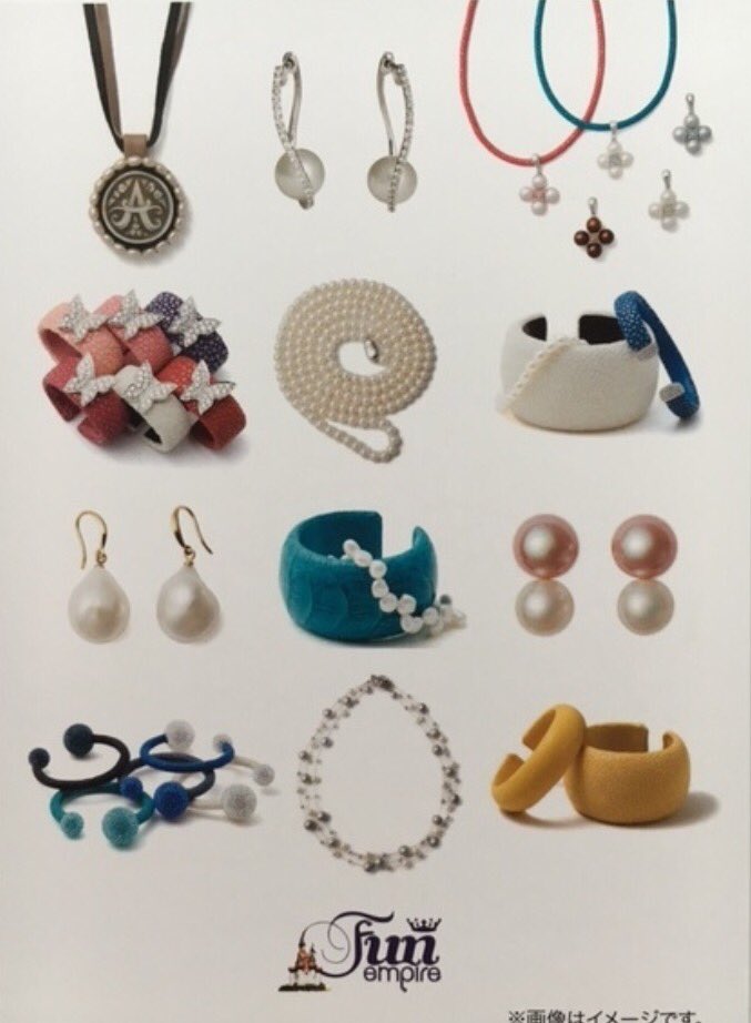 Banane_color's tweet photo. #CRIP #funempire #ファンエンパイヤ #bangle #galusha #choker #バングル #名古屋高島屋#4/27~5/3 #アクセ #ブレスレット
https://t.co/lbonF0kvMd https://t.co/4GvpeWYeEV