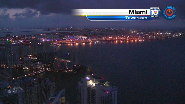 Mostly cloudy w/ a shower or two this morning. MIA current temp 77° #Soflo #SundayMorning https://t.co/VnzNz7O4BA