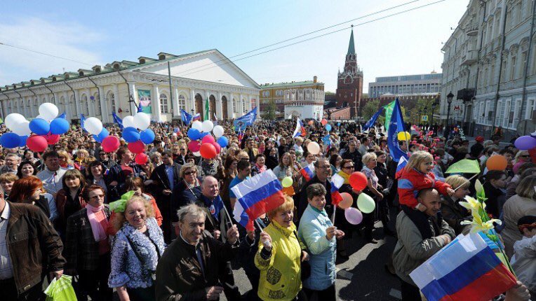 #1мая В Москве праздничное шествие собрало более 100 тыс чел
