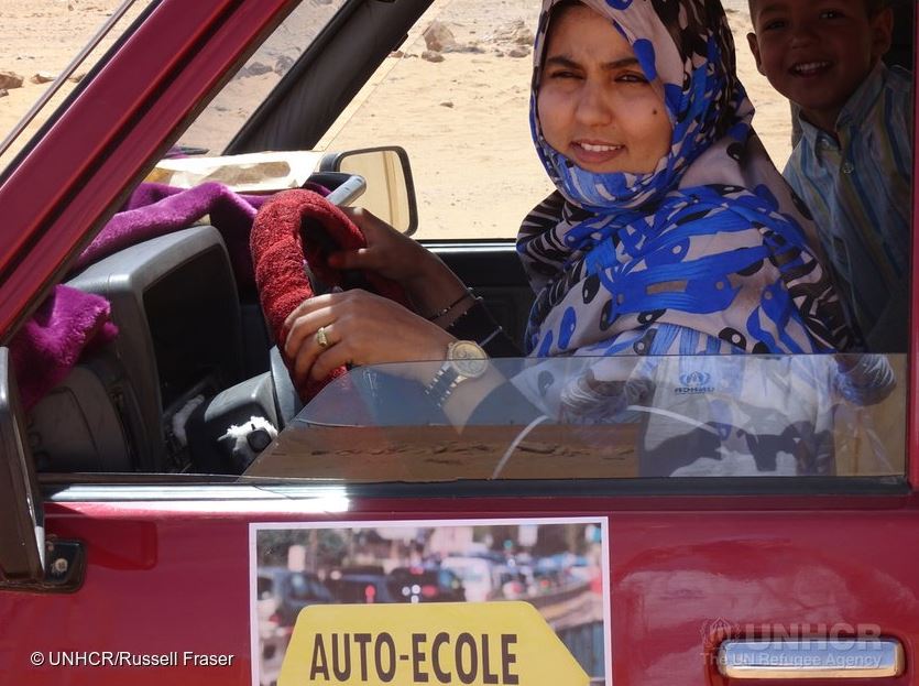 'Finalmente le donne saranno libere di muoversi senza dipendere da altri.' #ScuolaGuida per rifugiate #Sahrawi