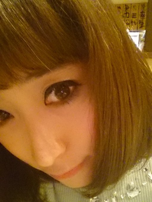 かみのけ、じつは、もっと、きりたいのー(笑)(&acute;▽｀；)ゞ ほんとは、ボーイッシュなかんじになるまで、きってみたいっ！！ https://t.co/yt0XpCZdR2<a href="/tag/%E5%8A%A0%E7%80%AC%E3%81%82%E3%82%86%E3%82%80"class="tags"><span>#加瀬あゆむ</span></a><a href="/tag/%E6%B5%85%E8%8D%89%E8%89%B6%E7%B5%B5%E5%B7%BB"class="tags"><span>#浅草艶絵巻</span></a><a href="/tag/%E6%B5%85%E8%8D%89%E3%83%AA%E3%83%88%E3%83%AB%E3%82%B7%E3%82%A2%E3%82%BF%E3%83%BC"class="tags"><span>#浅草リトルシアター</span></a>