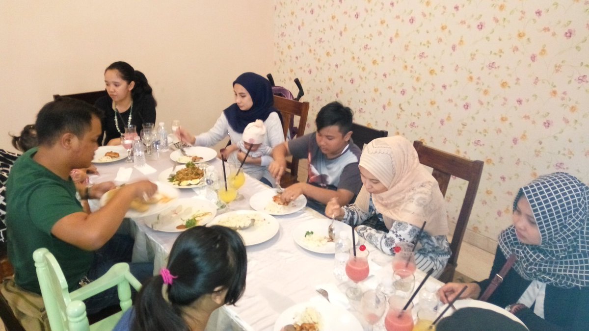 treehousebdg's tweet image. Testfood wedding citra 14 mei 2016