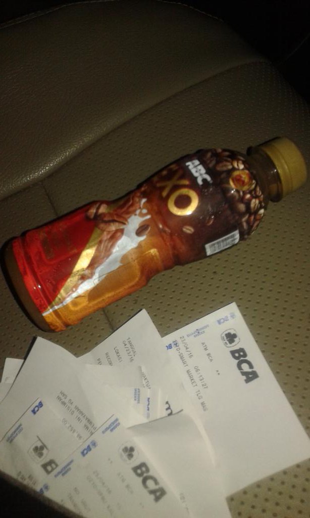 ZivaMoryzio's tweet photo. @kopimantapABC chocomalt coffee&amp;milk coffee,banyak tagihan yg dibayar,minum #ABCEXOcoffee langsung pulang dgnTenang https://t.co/N6MTuyf0mC