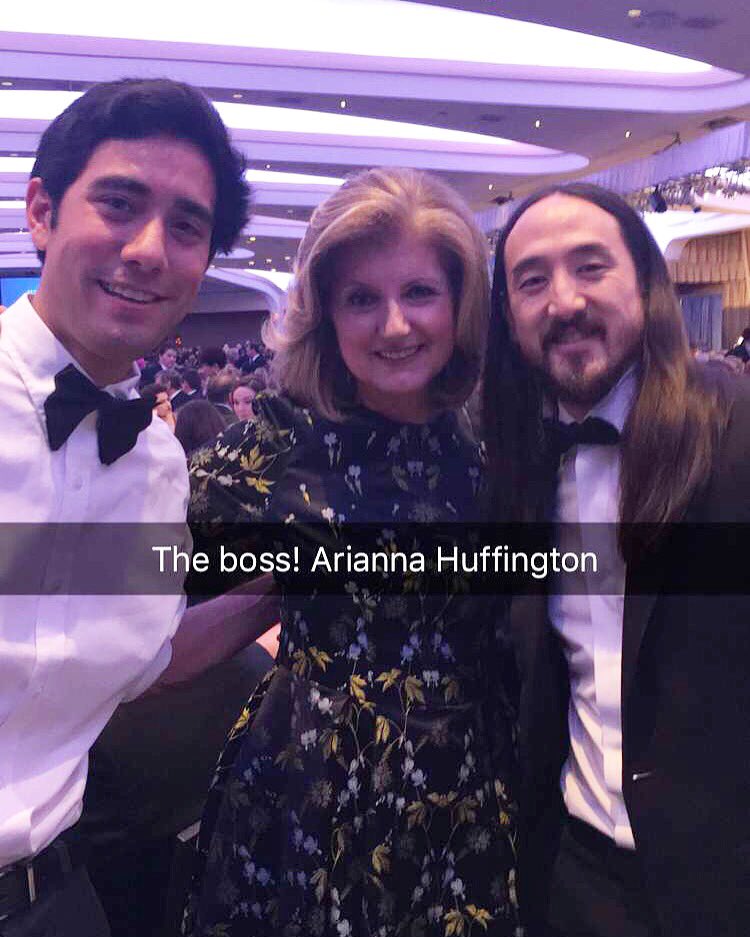 My dinner dates the boss @ariannahuff & the Instagram wizard @zachking #whcd https://t.co/LgyeaUGL2Z