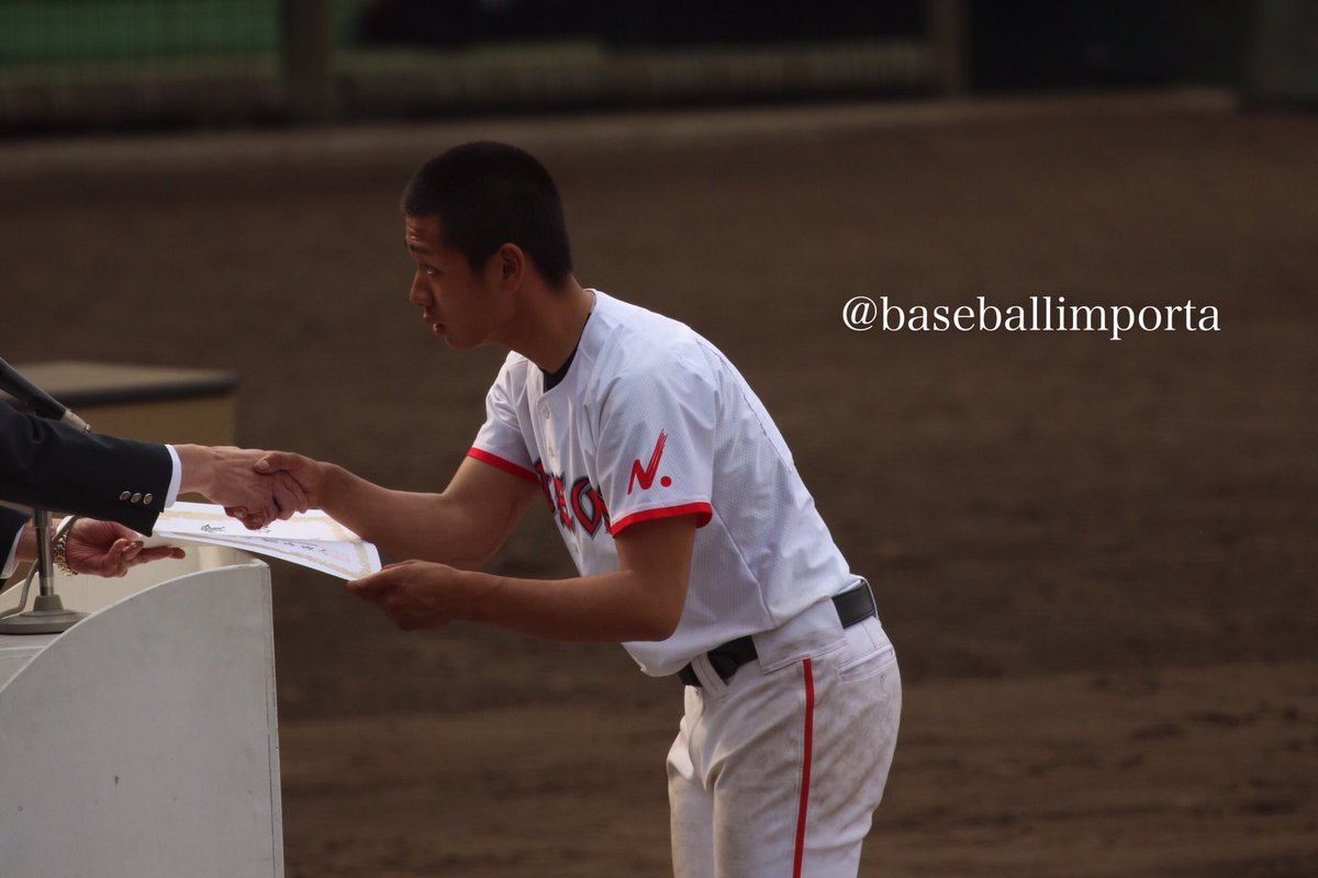 baseballimporta's tweet photo. 神奈川県大会  表彰式

準優勝✨ 日大高校

#kokoyakyu#日本大学高等学校 https://t.co/M4v0QK0BgO