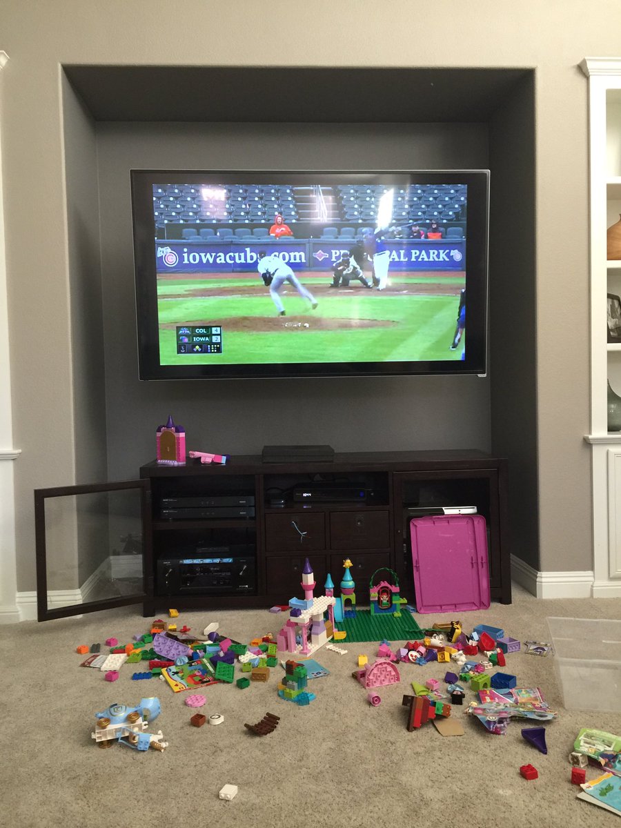 manbearwolf's tweet photo. Just watching the @IowaCubs #MiLBFirstPitch #AppleTV #Mirroring https://t.co/9TDEyKkGoe
