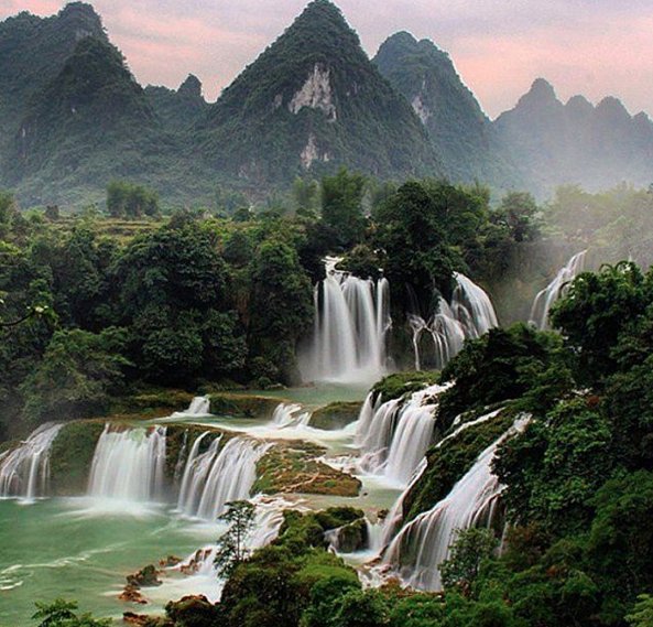 Explruntiludie's tweet image. "Our greatest glory is not in never falling, but in rising every time we fall" ~ Confucius #EUYD #Waterfalls