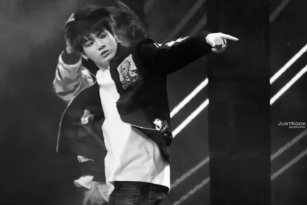 NRZJEON's tweet photo. [ sns|ttokkijeon ] MNCHRM https://t.co/Q0PYyG6GQZ