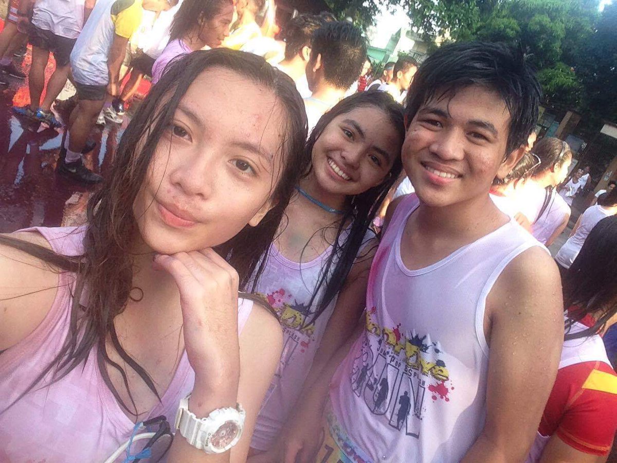 leonardmedina_'s tweet photo. yay for the color run, thank you guys! ๐๐
>>>> #Laborun ๐๐น ~ another day well spent. โบ https://t.co/QKczkk8BWH
