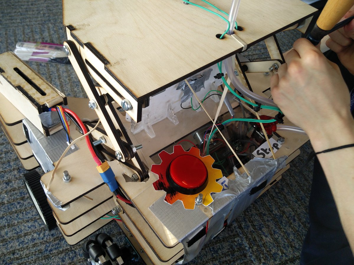 TeamTechNoLogic's tweet image. Last minute cosmetic change to our start button before our first knockout round! (Plus a little bit of sawing...)