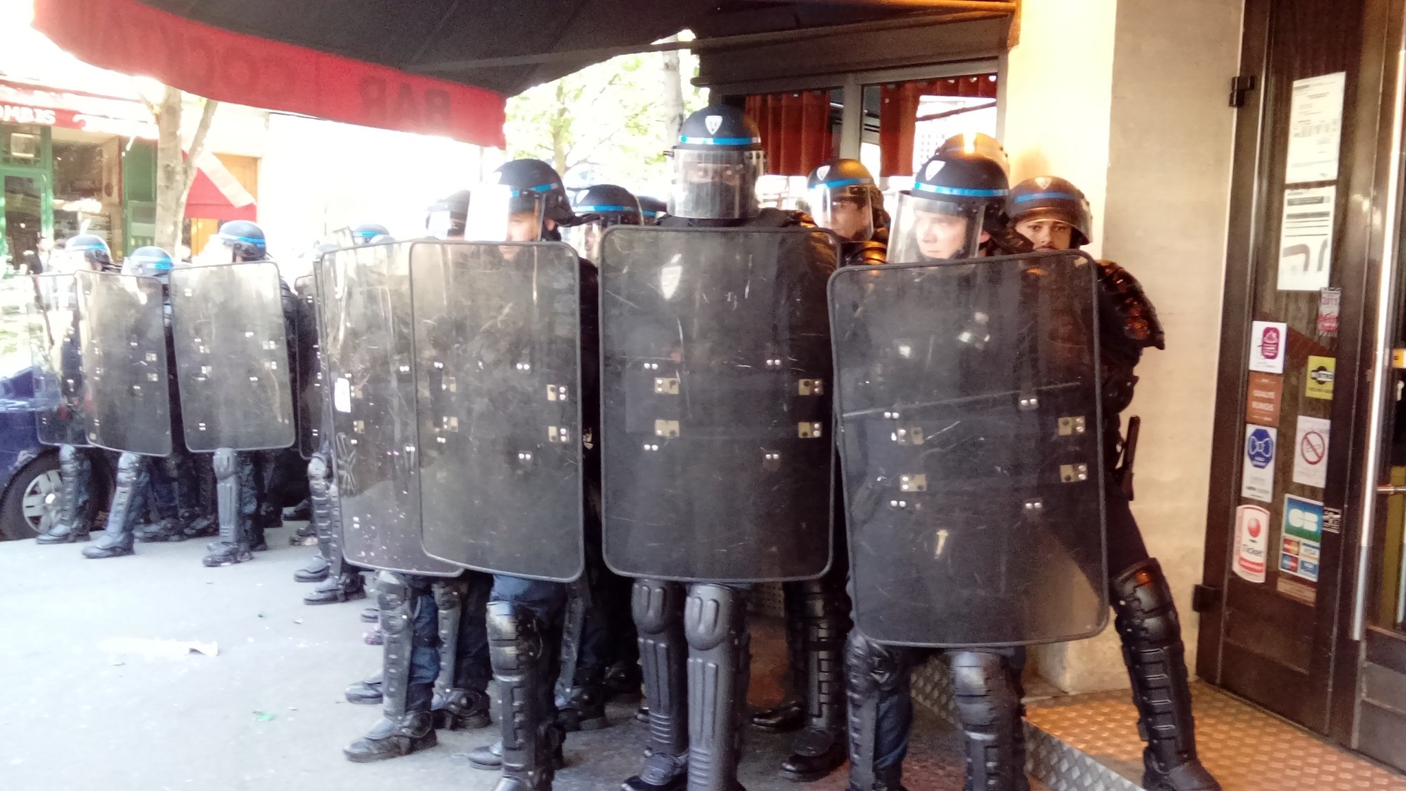 Voir l'image sur Twitter