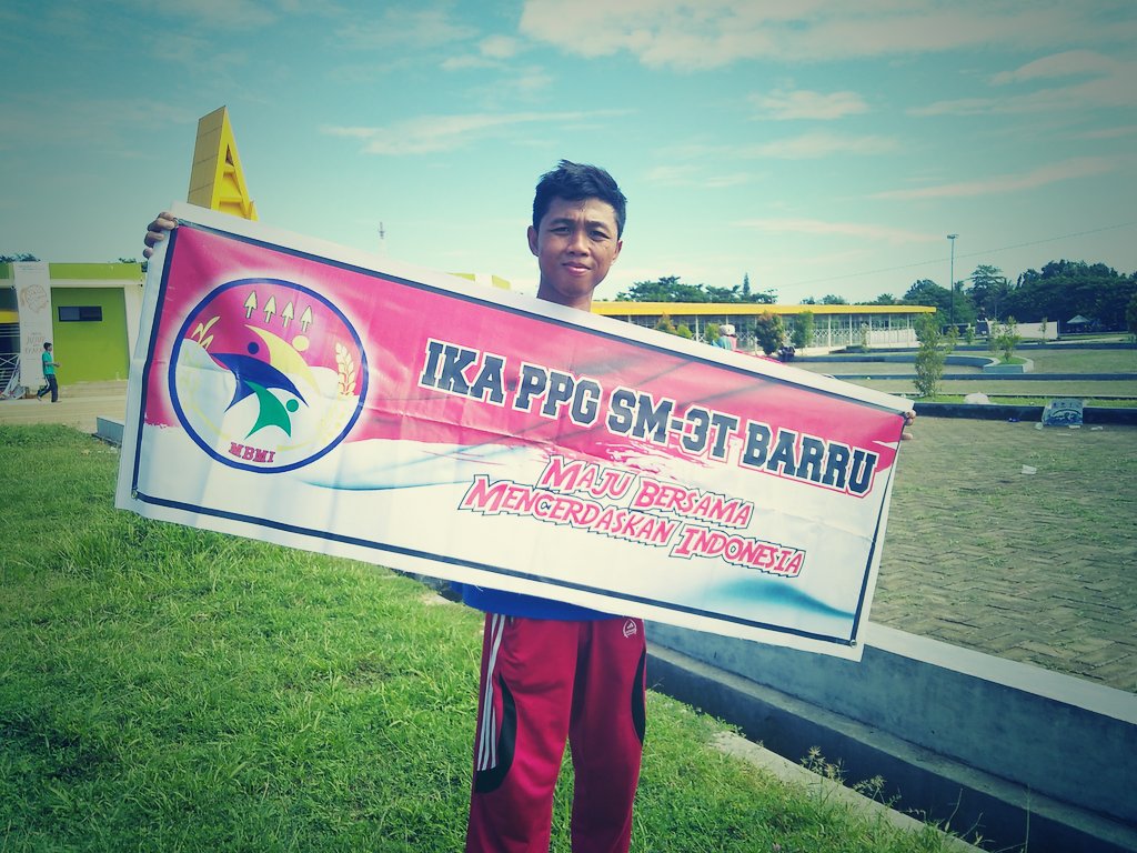 ch08enal's tweet photo. #IKAPPGSM3TBARRU #MBMI #GEBYARHARDIKNAS2016 #SM3THardiknas2016 https://t.co/T5gp64ceyf