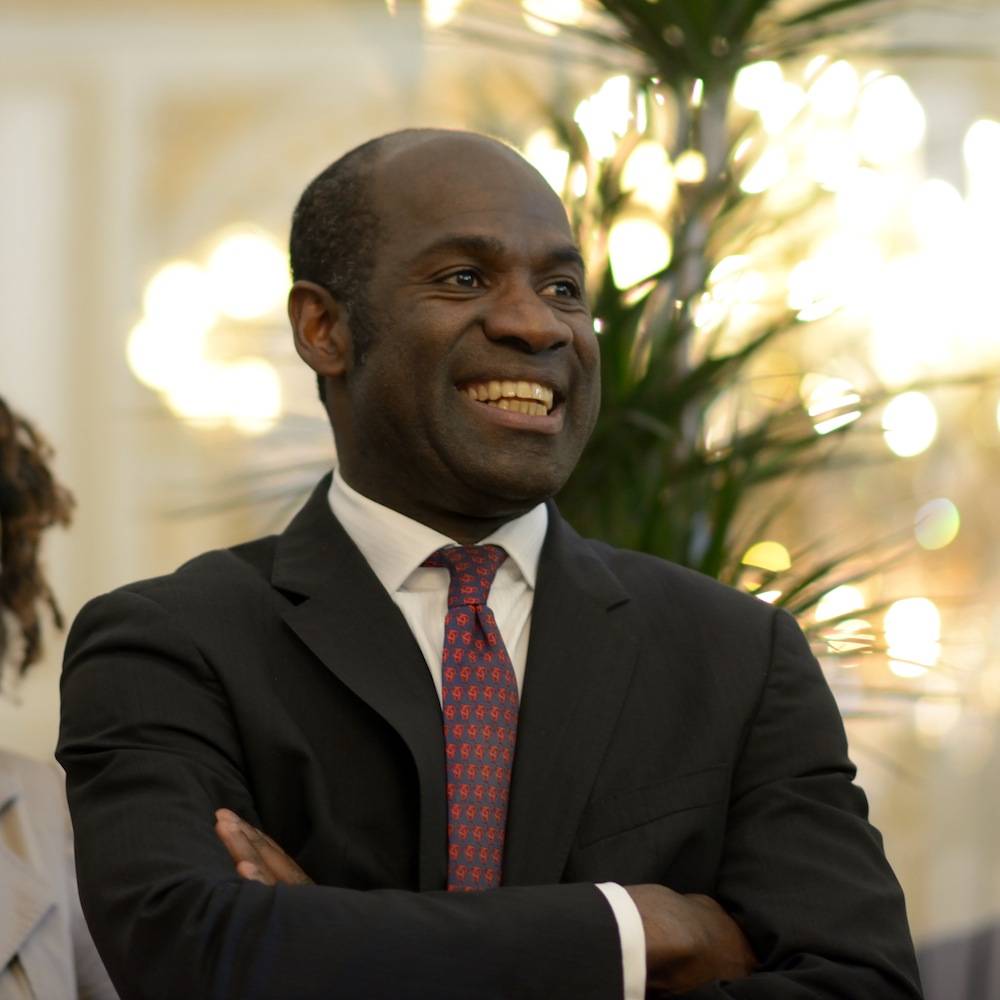 JeanYvesMorio's tweet photo. Pierre de Gaétan Njikam, Maire Adjoint de la ville de Bordeaux #Talent237 #Carriere https://t.co/DXRXMPkudA
