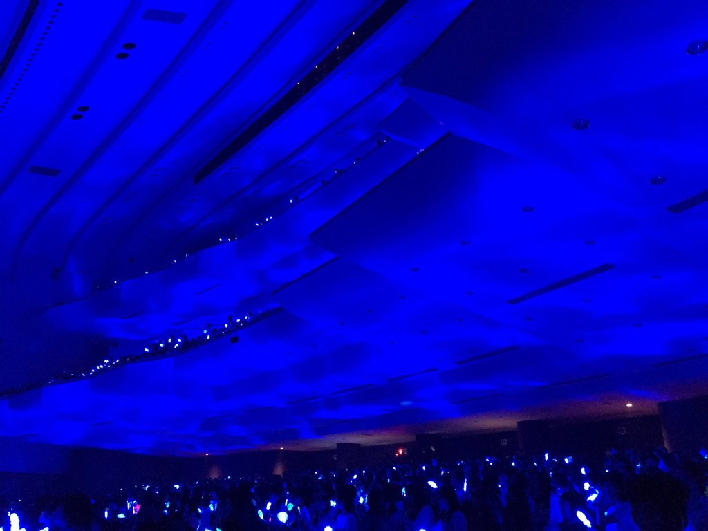 ChYK3AmU4AI_7j6.jpg:large