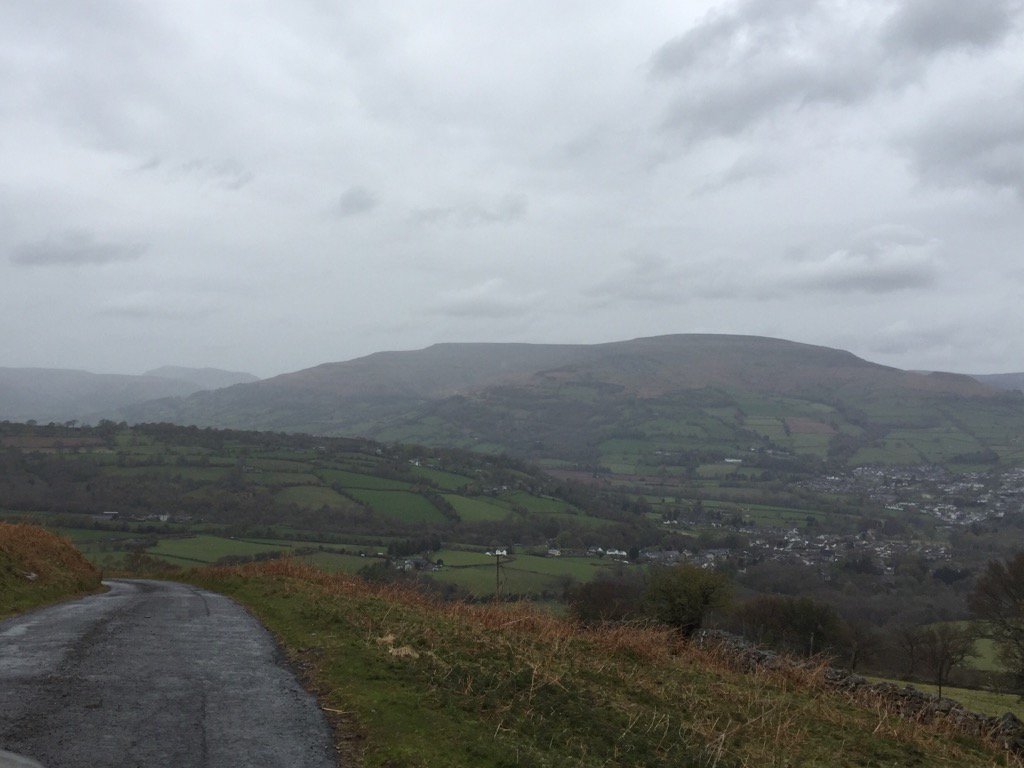 matthewcashmore's tweet photo. No matter the weather a trip home and over the Hafod to Crickhowell will always make the heart soar. #faithrefresh https://t.co/RyrhHZDIH8