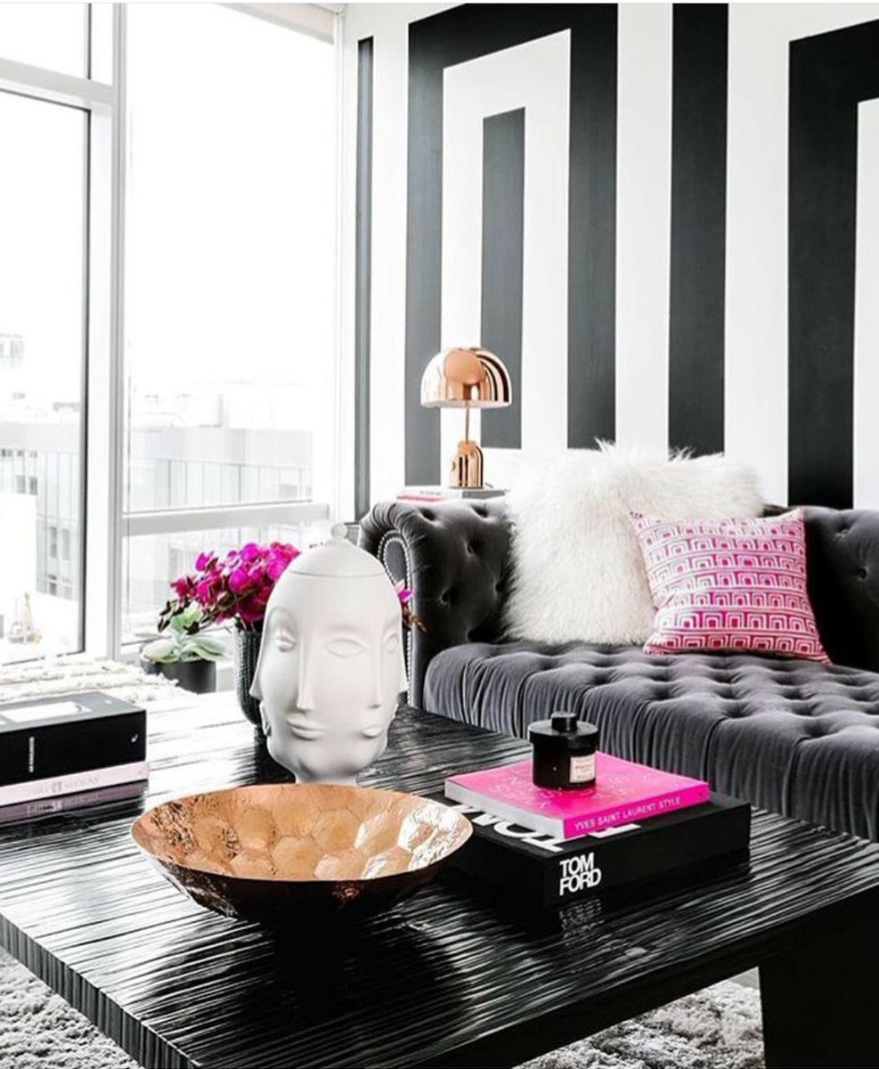 jameelahdeen's tweet photo. New month, New ideas, New designs... #FlawlessHoney #TheBougieDesigner #contemporarydesigner #interiordesigner https://t.co/GV07hFlOa5