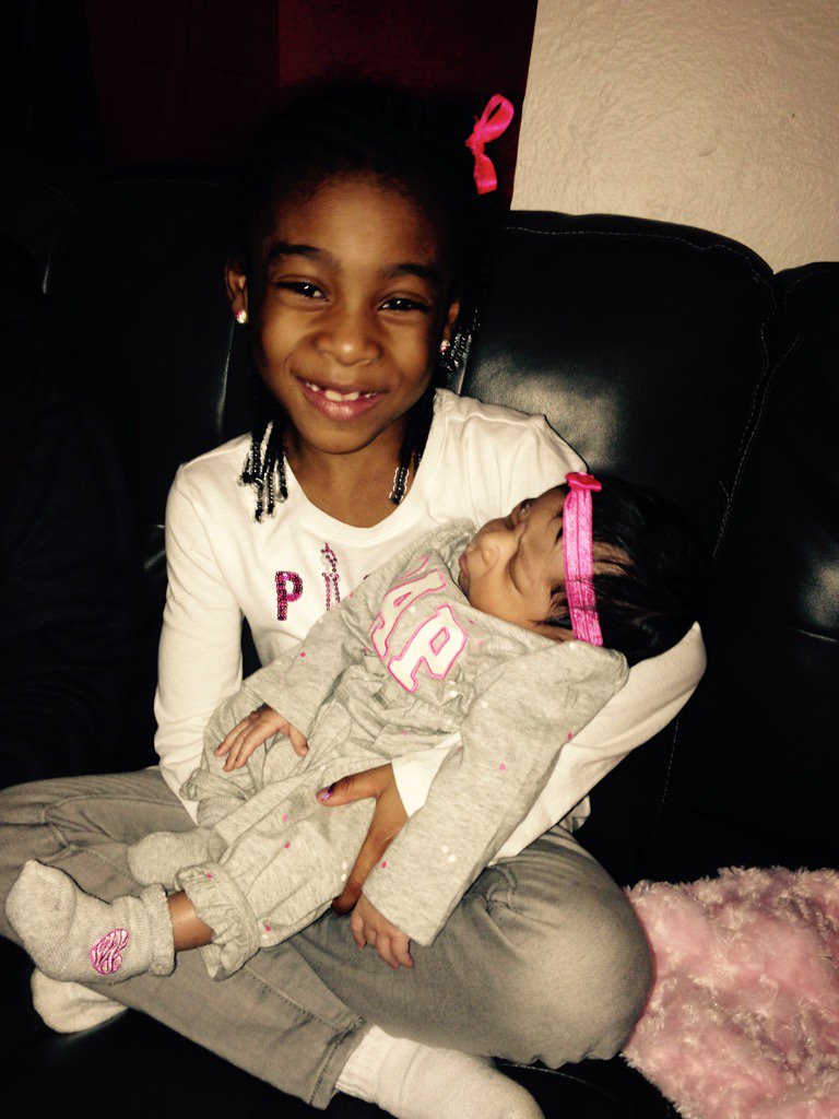 MsBC89's tweet image. 🎀 My daughters🎀