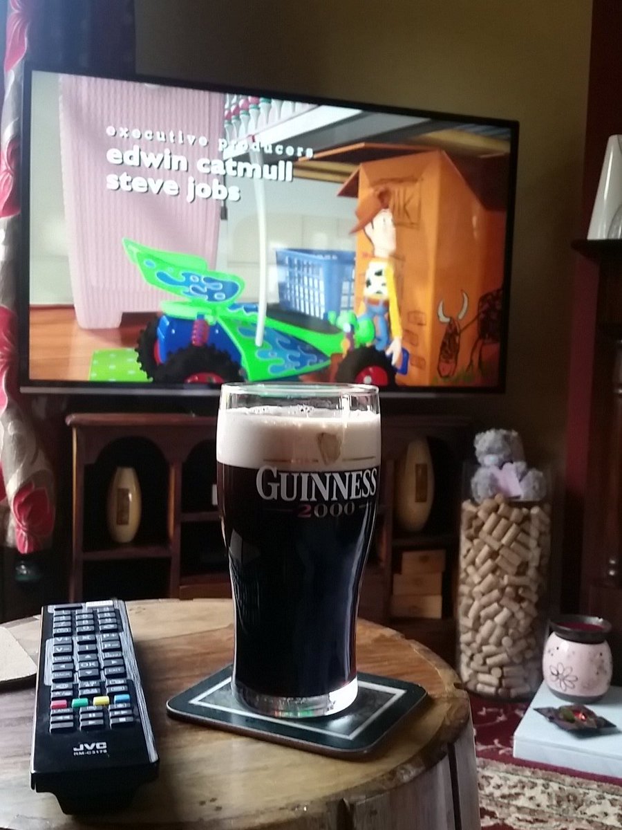 glennyt36's tweet photo. Everybody has that pint glass they walked home from the bar with #sundaydrinks #toystory https://t.co/hsdmlNqu8R