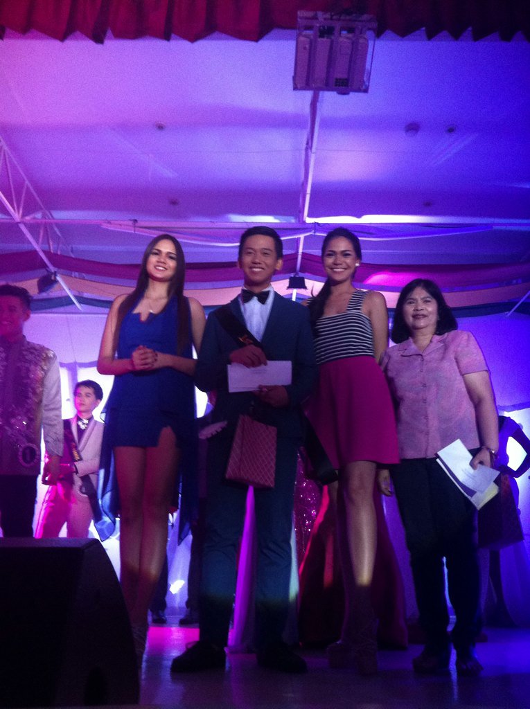 UPCES's tweet photo. Our 1st Runner-Up:
Mr. UP AChES and Ms. UP ERG-LB!
#MrAndMsEngMeet #EngMeet2016 https://t.co/HLxdM6QdpT