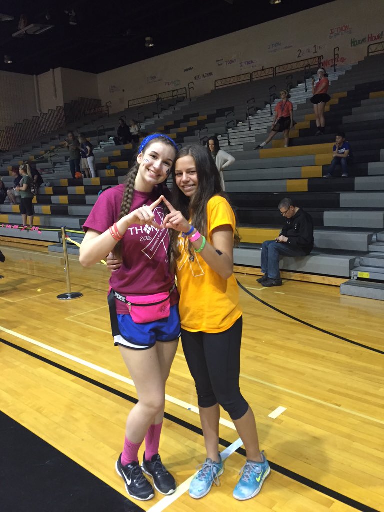 kateluther_'s tweet photo. so glad to be apart of an amazing experience #FTK💗 #basdminithon2016 https://t.co/MoTuazGQB8