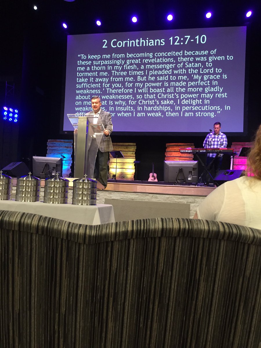 Regan_Munsey's tweet photo. Dad bringing the word this morning at #theassembly! I love my church! https://t.co/dt1lJGRmjy