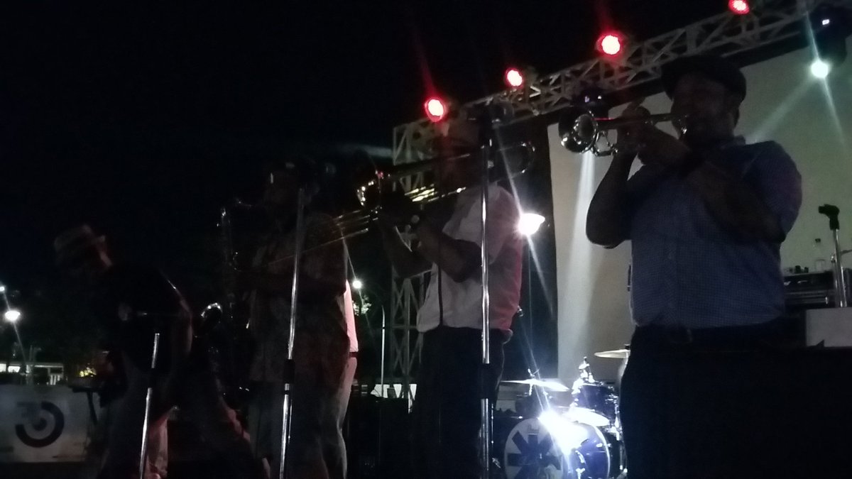 SentiMoods's tweet photo. Terima kasih @sbymodsmayday dan sekrg giliran sahabat kita @heavymonsterska mengiringi danska kita https://t.co/C4t39Lhwn9