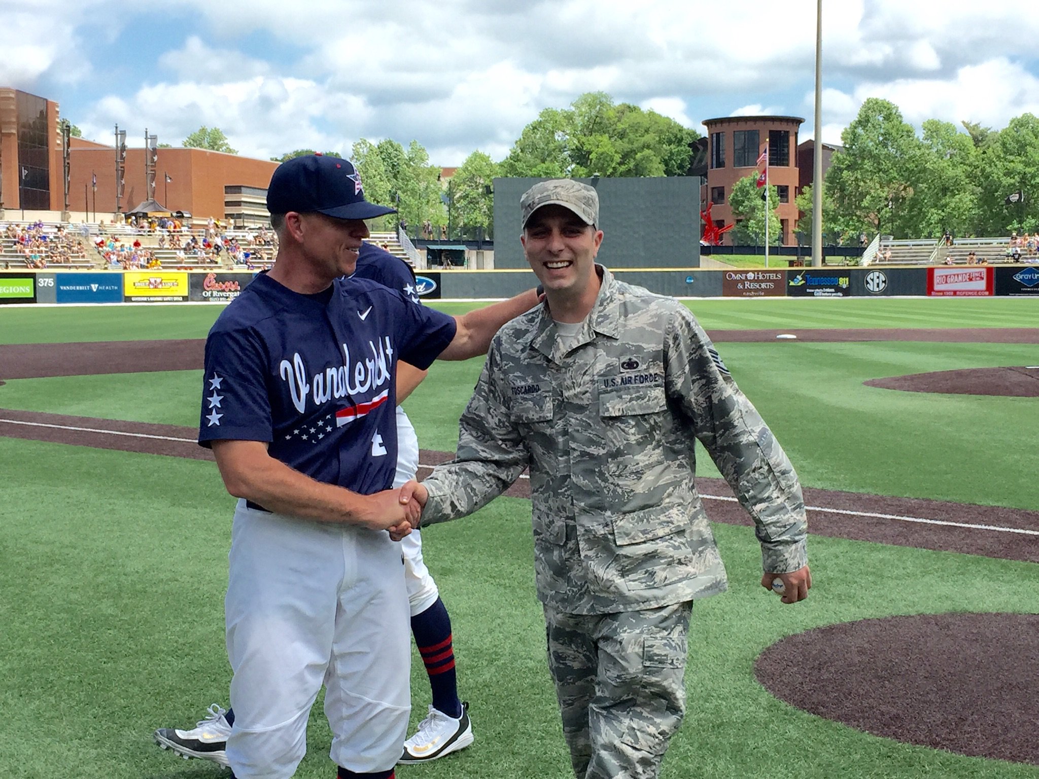 Vanderbilt Baseball on X: SSgt Chris Foscardo @usairforce threw out 1st  pitch for Military Appreciation Day #VandyBoys  / X