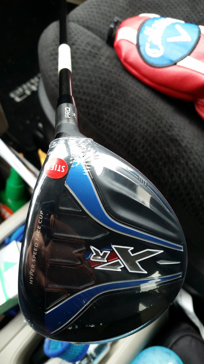 chpar453's tweet photo. @HarryArnettCG @callawaygolf Rainy day here in SJ. Great day to upgrade from X2HOT 3 Deep. #XR16Pro https://t.co/QkJJCZnkM9