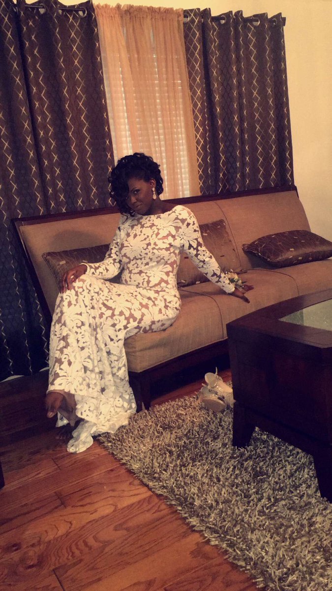 keddieeeee's tweet photo. it's about that time 💛😘 #prom2k16 https://t.co/H3dM5SaeA6