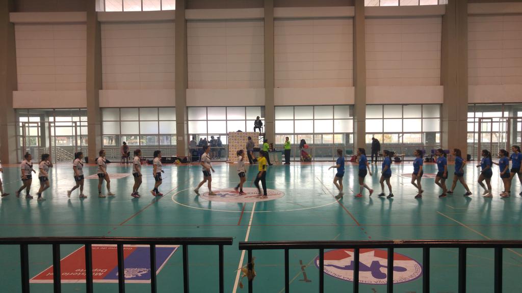 BHC_chile's tweet photo. Comienza el partido damas #vamoschiquillas #dalebritish #vamoscontodo https://t.co/igfkRFpg2O