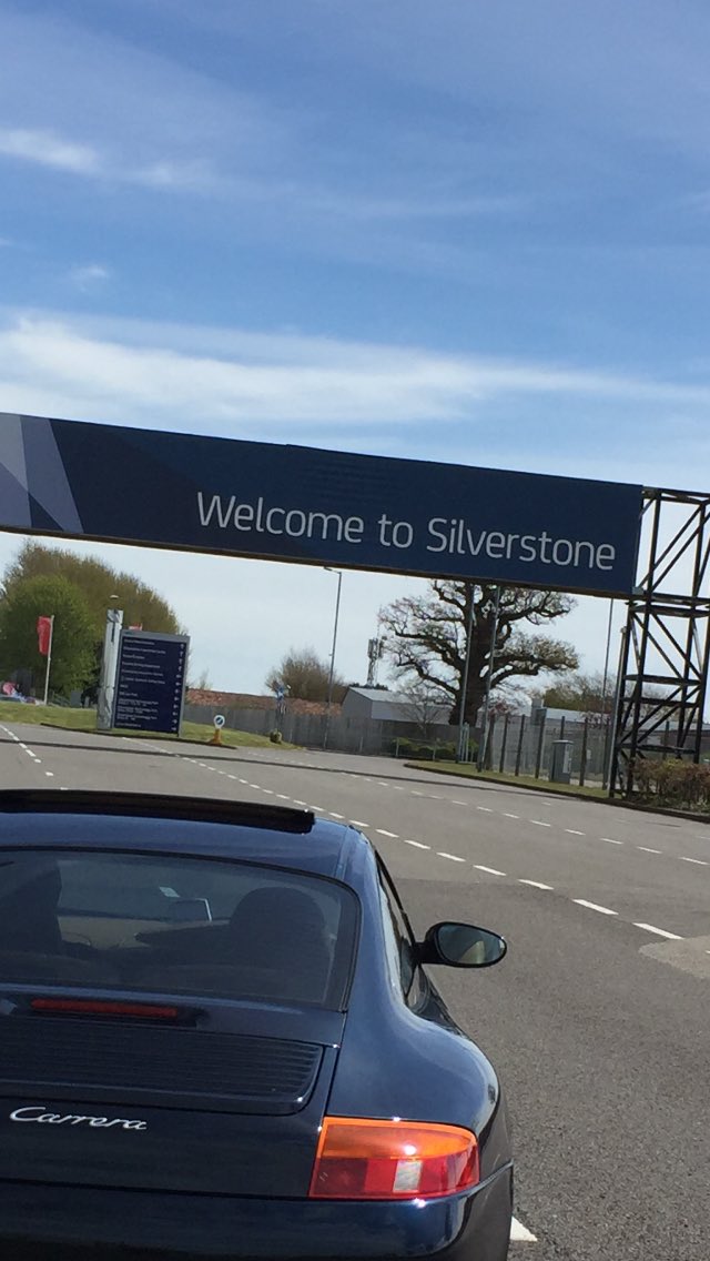 colinbrad1967's tweet photo. Great day @SilverstoneUK Great job @PhilpottTim @mzmittons #TopDriving 😎🏁 https://t.co/l2JbY6RhW5