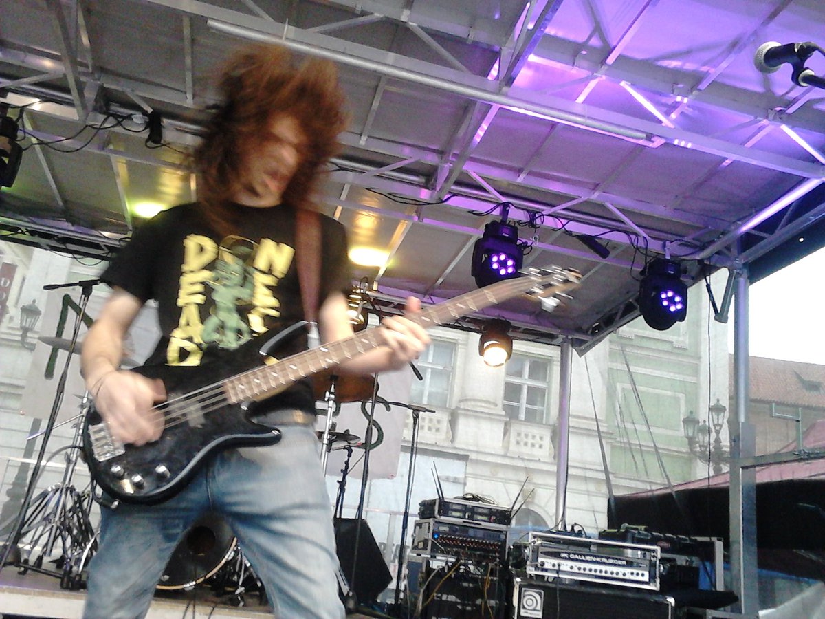 A na ovocnaku Azor z Tel Avivu!