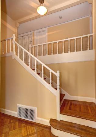 H0mesByBurgess's tweet image. Open house today 1-4pm!

**156 Eucalyptus Dr San Francisco ~ listed at $1,049,000**