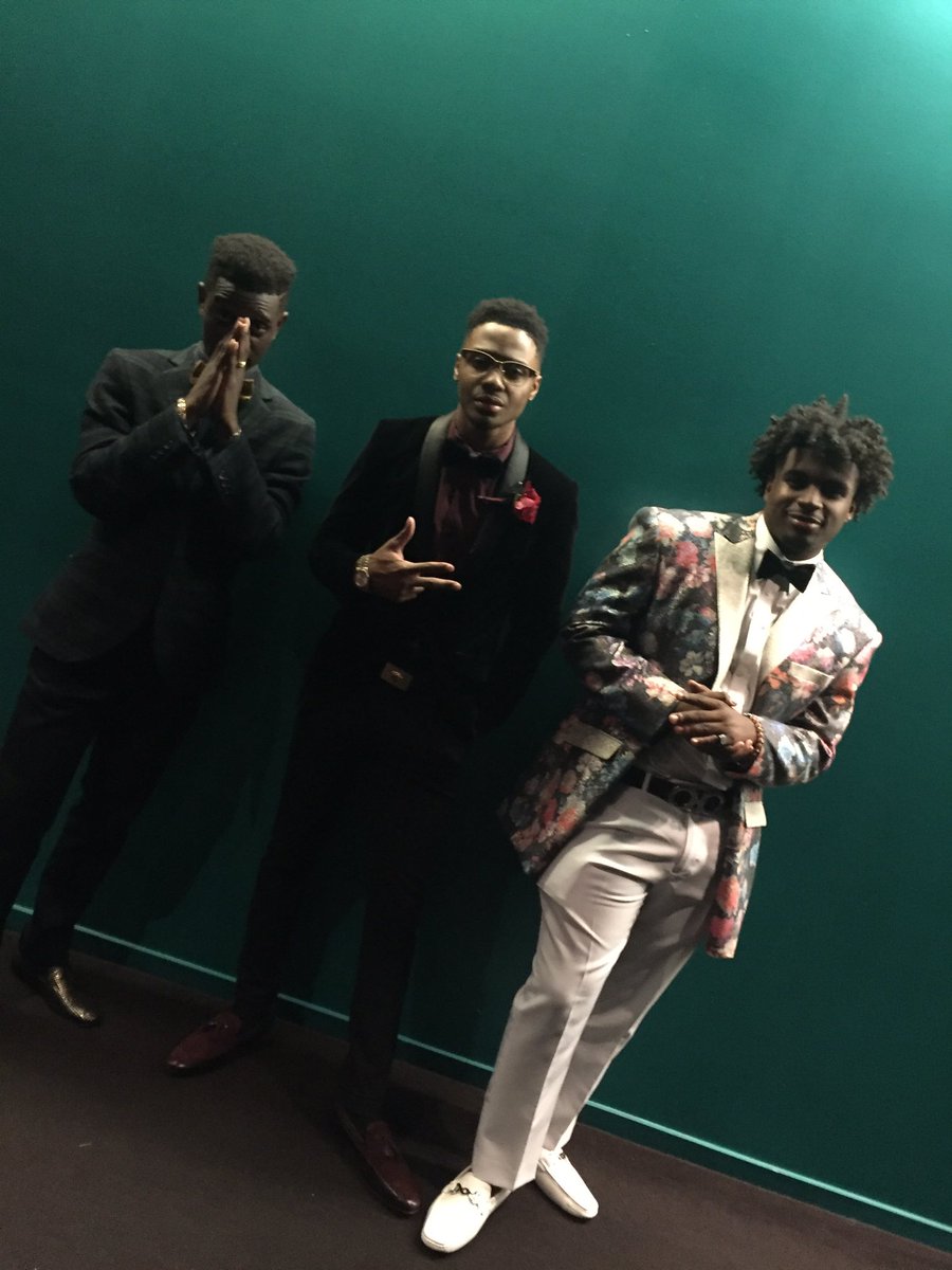 Groveshitbit's tweet image. #1HelluvaCounty #Squirrelfromthegrove