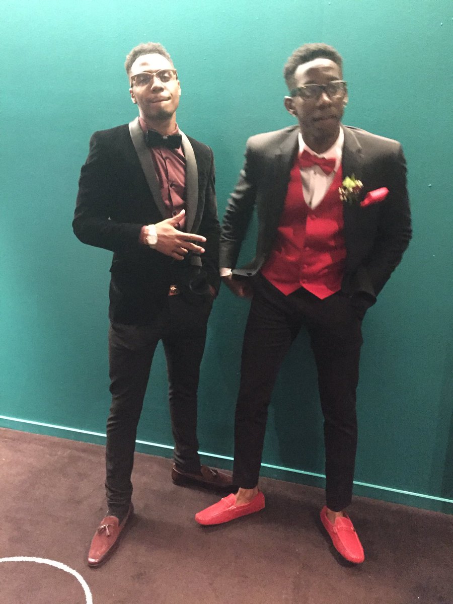 Groveshitbit's tweet image. #1HelluvaCounty #Squirrelfromthegrove