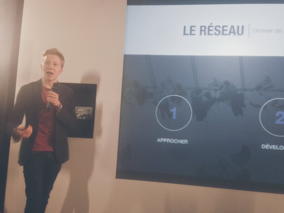 PierreNicolaas's tweet photo. 📢 Très sympa d'intervenir pour une centaine d'étudiants à l'École 42 lors du premier Meet-up de @HelloCreme ! 🚀 https://t.co/AbMpiS92LD