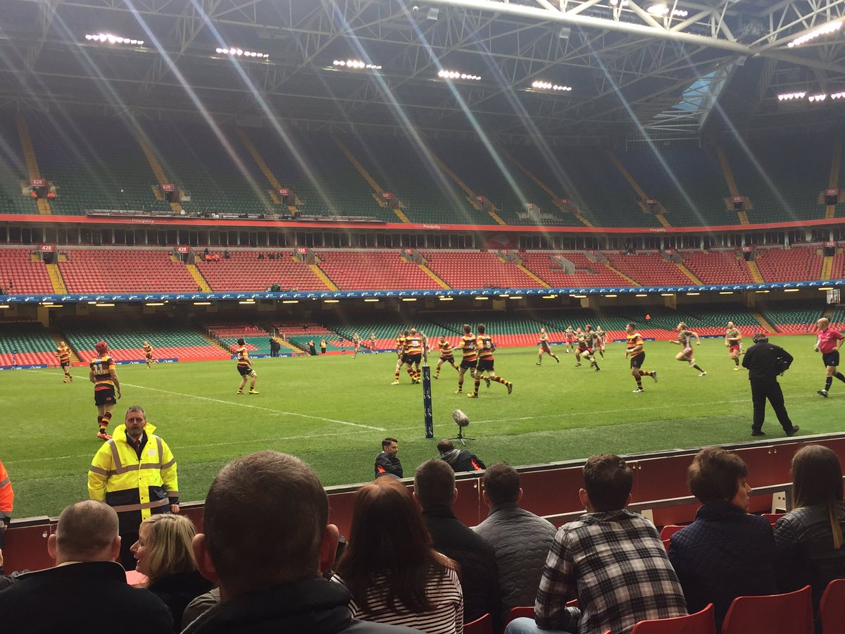 mrssjprosser's tweet photo. And they're off.... #SWALECfinals #LlandoveryRFC #CarmarthenQuins https://t.co/z8fZvjr68E