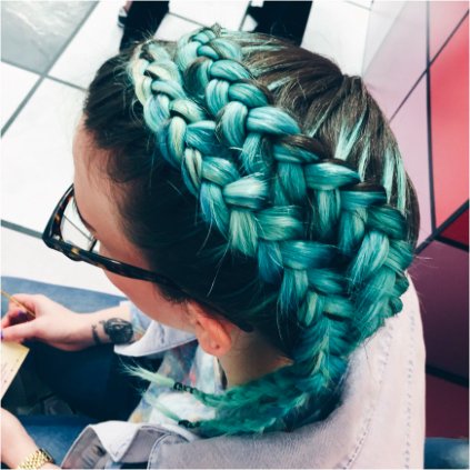 THEBRAIDBAR's tweet photo. #BRAIDOFTHEMONTH time ! This month's winner is @kimjobsonphoto π https://t.co/cJxhe5ix4Sπ/ https://t.co/jrwogSlMBf